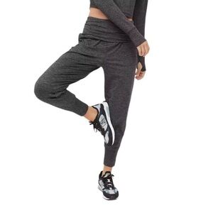NWT Aerie Offline Gray Hugger Jogger Bottom w/ Pockets, Foldover, Small Short